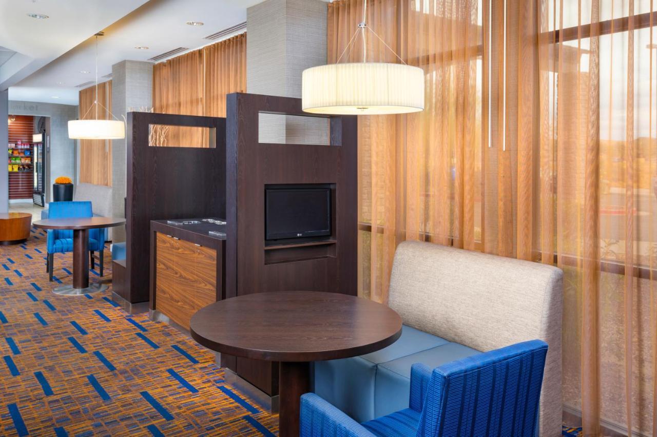 Courtyard Phoenix North / Happy Valley Luaran gambar