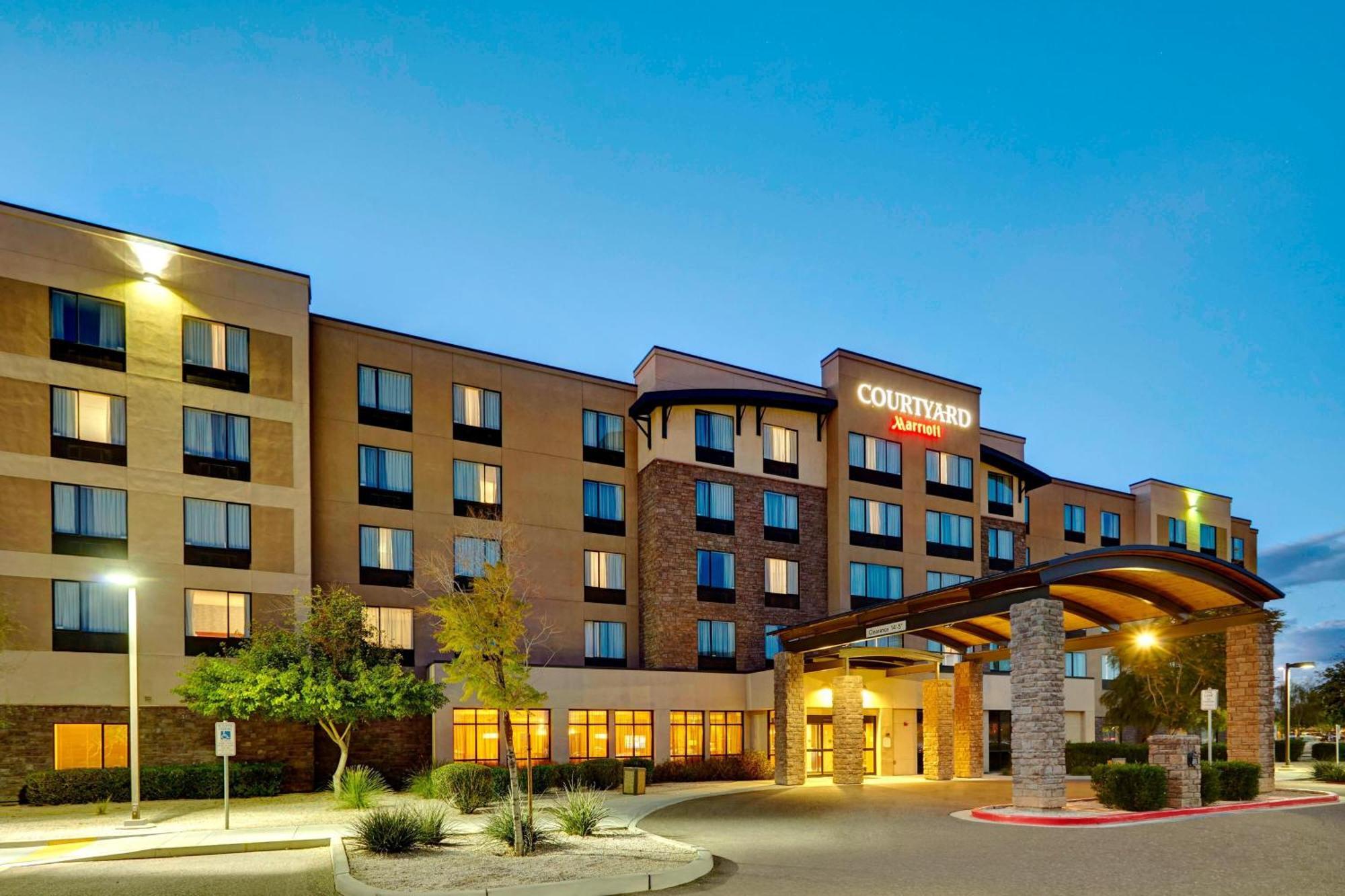 Courtyard Phoenix North / Happy Valley Luaran gambar