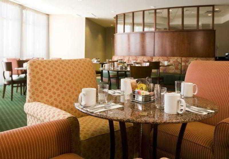 Courtyard Phoenix North / Happy Valley Restoran gambar